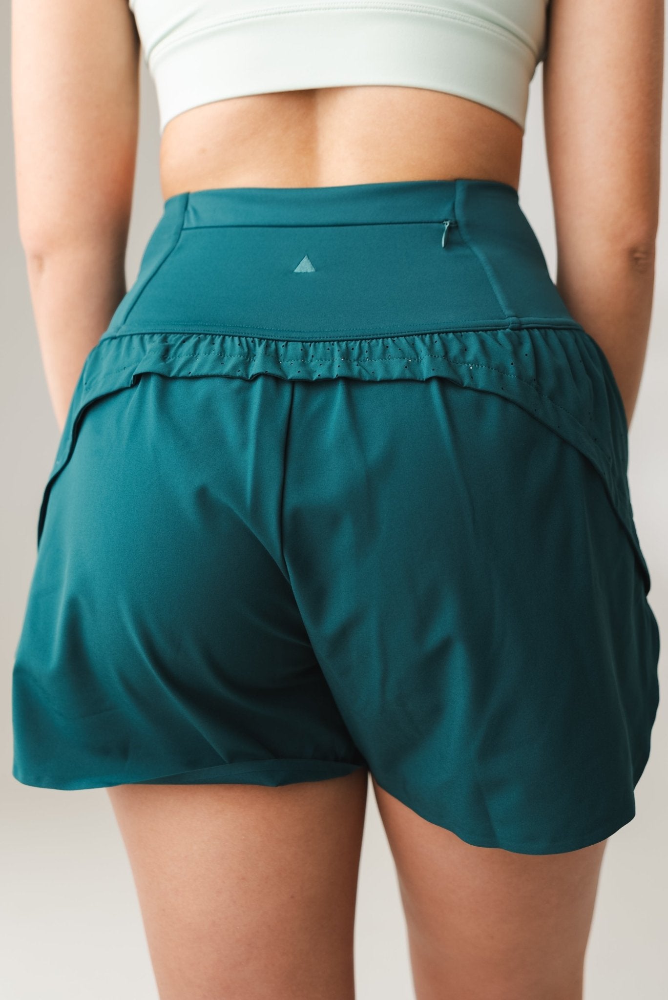 ActiveThrive | Sportliche Trainingsshorts für Aktive Damen