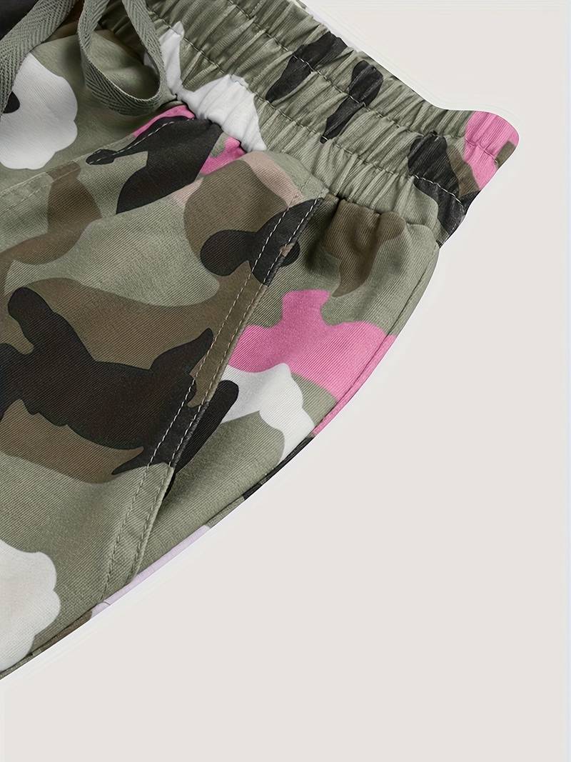 Zara - Cargohose mit Camouflage-Muster und Kordelzug